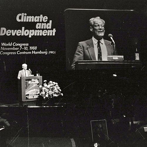 Willy Brandt auf dem World Congress 1988