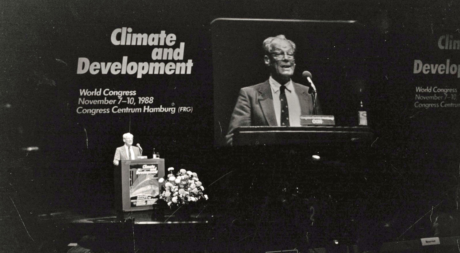 Willy Brandt auf dem World Congress 1988 im CCH